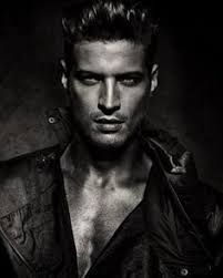 Faron Davis (HazelEyesDavis)