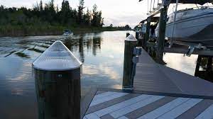 A boat dock may seem to be a very technical, complicated structure to design, but in reality there aren't too many differences between building a dock and a before you get around to shopping for materials you should first get an idea of what design you'd like your dock to have. How To Install Solar Piling Caps Doklite