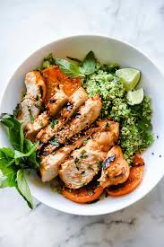 Orange Chicken And Broccoli Rice Bowls This Healthy Gluten Free Easy Orange Marinated Chicken With Sesame Flavored B Rice Bowls Recipes Healthy Foodie Crush