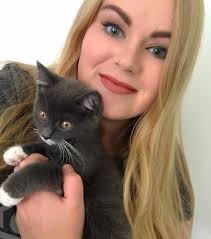 Hey guys! My name is Chantal and I'll be taking over the Kodaline Facebook  page today! I live in the Netherlands and I'm 23 years old. I first heard  of Kodaline in