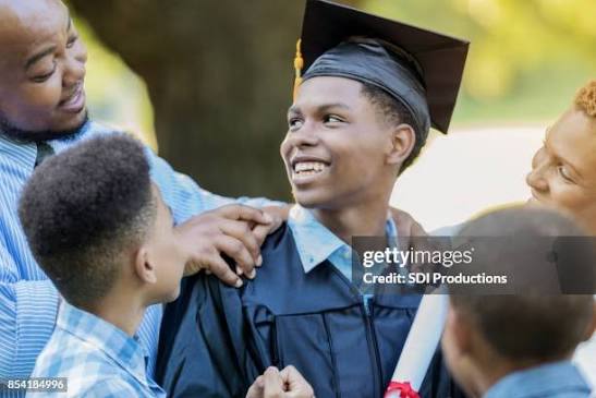 29,837 Young Graduates Stock Photos, High-Res Pictures, and Images - Getty  Images