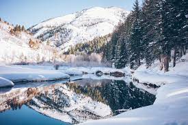 Christmas winter scenes desktop wallpaper 1366×768. Winter Wallpapers Free Hd Download 500 Hq Unsplash