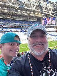 SO-CALI & 209 WAS IN THE HOUSE! Thank you Miami for a great Niner  experience! We had a blast other than losing our game, but still was an  awesome time!