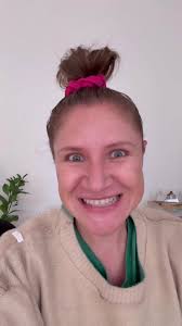 Vicky Berrio Porque Ya No Sale En El After