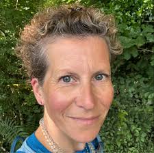 Hello! I'm wanting to start Yoga classes. Absolute beginner with very poor  flexibility. Any recommendations? TIA