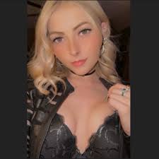 Hayley Amber shared a memory.