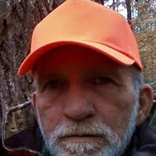 I'm soooo happy for my girl Lisa Robertson a former QVC Host. She met this  amazing guy and they married later in life. That being said… Never give up 