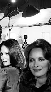 The gorgeous Jaclyn Smith...pure class.🥰🥰
