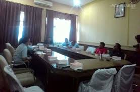 Perjalanan dari cirebon lewat tol palimanan keluar ke subang lewat jalan propinsi. Perusahaan Bumn Di Subang Diduga Buang Limbah Sembarangan Mediajabar Com