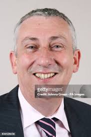 302 Johnny Lindsay Photos & High Res Pictures