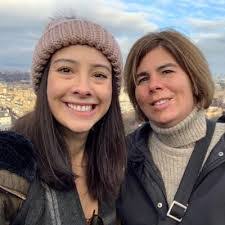 Michelle Knowlton's Instagram, Twitter & Facebook