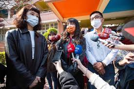 It is different from xu (surname 徐), which is represented by a different character. 0l78d1zofmll0m