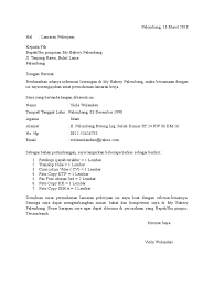 Sesuai garis besar, pembagian surat lamaran kerja bisa dibagi menjadi 3 jenis yaitu. Contoh Surat Lamaran Kerja Di Toko Tulis Tangan Kumpulan Contoh Gambar
