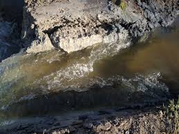 Op 31 januari 1995 en in de dagen daarna werden 250.000 mensen, variërend van vijf dagen tot twee weken, verplicht uit grote delen van het gelderse rivierengebied geëvacueerd vanwege de gevaarlijk hoge waterstand van de maas, de rijn, de waal en de ijssel. Dijkdoorbraak Van Schuur Naar Woonschuur