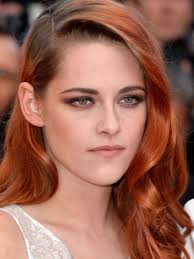 Kristen Stewart At The 2014 Cannes Premiere Of Clouds Of Sils Maria Kristen Stewart Hair Natural Hair Color Natural Hair Styles