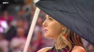 The #Coyotes have a final moment with their fans before they potentially  move to #SaltLakeCity 🥺 #utah #nhl #hockey #hockeytiktoks #arizonacoyotes