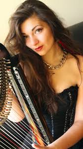 Flora: Pop Harpist, Singer/Songwriter!