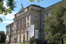Dieses wird im rahmen des uniweiten qualitätsmanagements zukunftsorientiert. Julius Maximilians Universitat Wurzburg In Germany Master Degrees