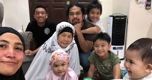 Raja lawak astro is a malaysian tv reality show that searches for comedic talent. Anak Tersedak Dan Tercekik Ibu Jangan Mudah Panik Buat Rutin Ni Je Dengan Pantas Pa Ma