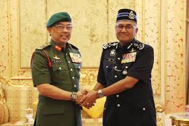 Sebelum ini beliau ialah pengarah jabatan pengurusan polis diraja malaysia bukit aman. Mohamad Fuzi Harun Fuzi Harun Twitter