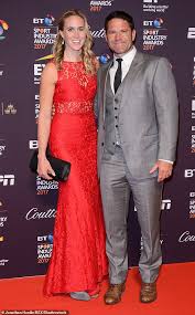 Helen glover and polly swann of great britain. Gold Medal Winning Rowing Star Helen Glover Left Stunned By Comment About Women S Bodies On Sky News Daily Mail Online