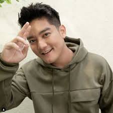 Diam-diam Oplas, 7 Foto Transformasi Boy William Dulu Masih Polos Kini  Disebut Berbeda