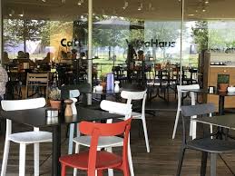 Vitra haus showrooms germany date built: Vitra Haus Cafe Danach Immer 4 Farben Sollten Die Stuhle Haben Picture Of Vitra Design Museum Weil Am Rhein Tripadvisor