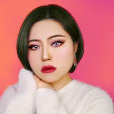 Jade Luna Grey Colored Contacts