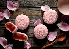See more ideas about moon cake, chinese moon cake, food design. 14 Exquisite Mooncakes To Gift Your Boss And Mother In Law That Will Fly Them To The Moon Lifestyle Food News Asiaone