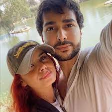 واحمد حلمي, منة عرفة وزوجها, منة عرفة وزوجها الحقيقى, منة عرفة وعلي ربيع, منة عرفة وهي صغيرة, منة عرفة وهي كبيرة, منة عرفة ووالدتها, منة عرفة يوتيوب, منة عرفة يوم زفافهامام الجمهور شاهد سفالة منة عرفة على الهواء مباشرة كل ده ولسه صغيرة !!! Ù…Ù†Ø© Ø¹Ø±ÙØ© ØªØ¹Ù„Ù† Ø¹Ù‚Ø¯ Ù‚Ø±Ø§Ù†Ù‡Ø§ ÙˆÙƒØªØ¨Ù†Ø§ Ø§Ù„ÙƒØªØ§Ø¨ Ø§Ù„Ù„Ù‡Ù… Ø¨Ø§Ø±Ùƒ Ù„Ù†Ø§ ÙˆØ¨Ø§Ø±Ùƒ Ø¹Ù„ÙŠÙ†Ø§ Ø§Ù„ÙŠÙˆÙ… Ø§Ù„Ø³Ø§Ø¨Ø¹