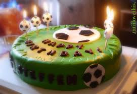 Ein bestimmtes event nur ein mal im leben statt finden kann. Motiv Torte Fussball Tatiilovethis