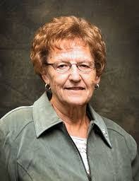 Evelyn Dorn's Instagram, Twitter & Facebook