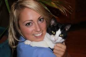 Explains a Common Cause of Sneezing in Cats