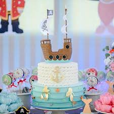 Shop for pirate party decorations in pirate party supplies. Instagram Photo By Festejando Em Casa By Monalisa Jan 27 2016 At 5 38pm Utc Pirate Birthday Cake Mermaid Pirate Party Birthday Party Cake