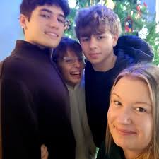 It's really real folks. We have the foundation of a fantastic squad for our  1st TBL season: Announcing the signing of CEBL 2022 “Rookie of the Year”  Shakwon Barrett & veteran forward