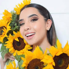 Sindy Escobar updated their profile picture.