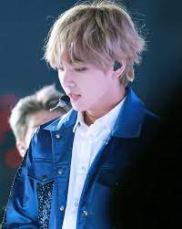 Most Handsome K Pop Male Idols Bts V Kim Tae Hyung Kpop K Pop Music K Pop Boy Groups Best K Pop Boy Bands Top K P Taehyung Handsome Kim Taehyung