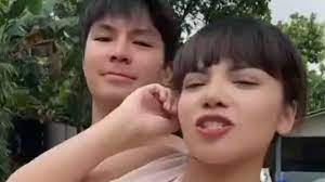 Dinar kendi dan fero walandouw. Fero Telanjang Dada Sambil Gendong Dinar Candy Warganet Demi Apaah Suara Jogja