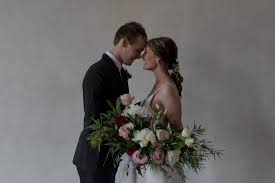 15 miles from nashville, tn. One Wild Flower Designs