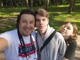 У него много ролей и профессий. Sergej Dubrovin Sergejdubrovin Semya Deti Syn Doch Facebook