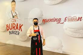 Cznburak muhteşem şovlarını hatay medeniyetler sofrası'nın eşsiz lezzetleriyle. Czn Burak Burger Opening In The Dubai Mall Restaurants Time Out Dubai