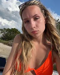 Chloe Hammock (@chloe.hammock2) • Instagram photos and videos