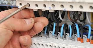 نتيجة بحث الصور عن ‪Technicien en Electricité‬‏