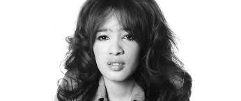 Ronnie Spector, Lead Singer Of The Ronettes, Dead At 78