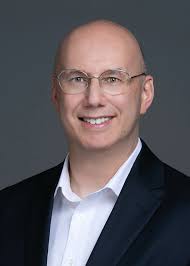 Professionals — Fortis Advisors