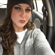 Shawna Weaver's Instagram, Twitter & Facebook