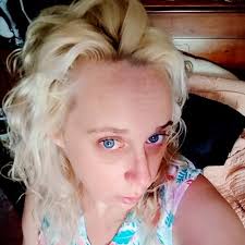 Amazon.com: Barbie Surprise Careers with Doll and Accessories, Blonde :  Toys & Games