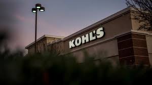 Lowe's home improvement offers everyday low prices on all quality hardware products and construction needs. Lowe S Is Laying Off Thousands Of Workers Cnn
