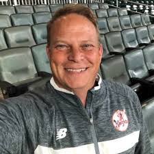 Tonja Stelly's Instagram, Twitter & Facebook