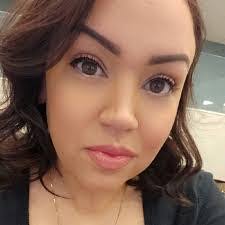 Kelly Chamness's Instagram, Twitter & Facebook